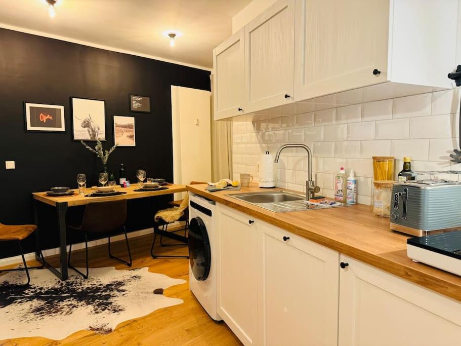 Klassen Stay - Designer Apartment Fuer 6 - Zentral - 2X Kingsize Essen Eksteriør billede